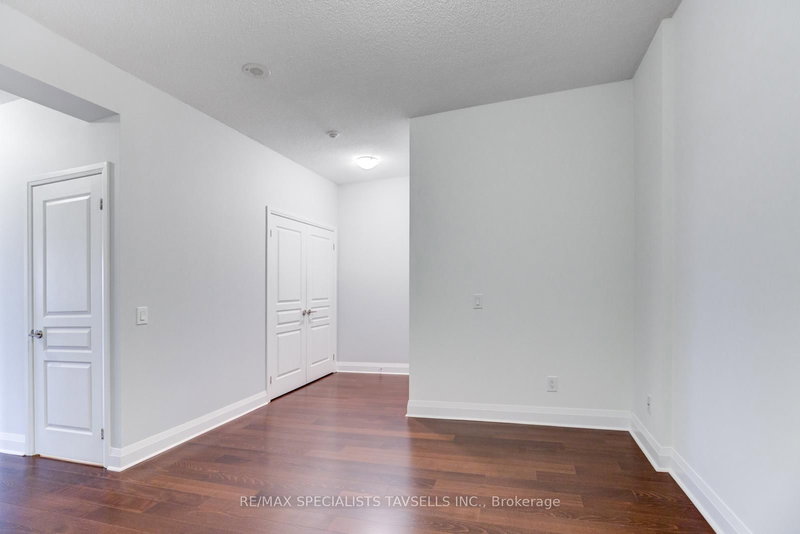 1 Hurontario Mississauga,ON L5G 0A3 — Photo 15