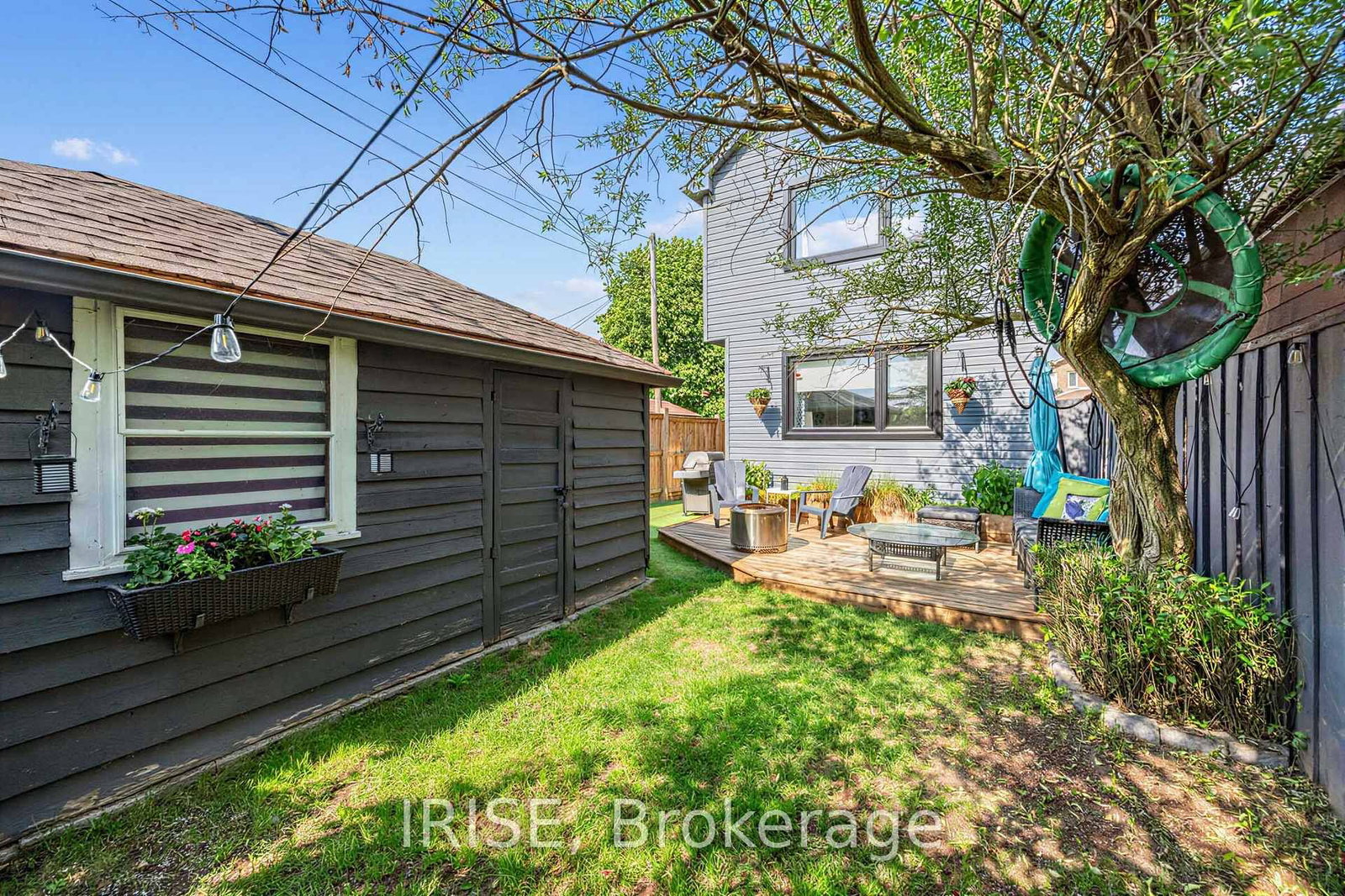 2 Beechwood Avenue • Toronto, ON photo 12