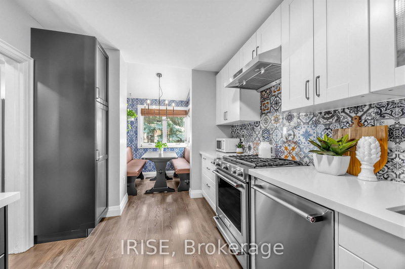 2 Beechwood Avenue