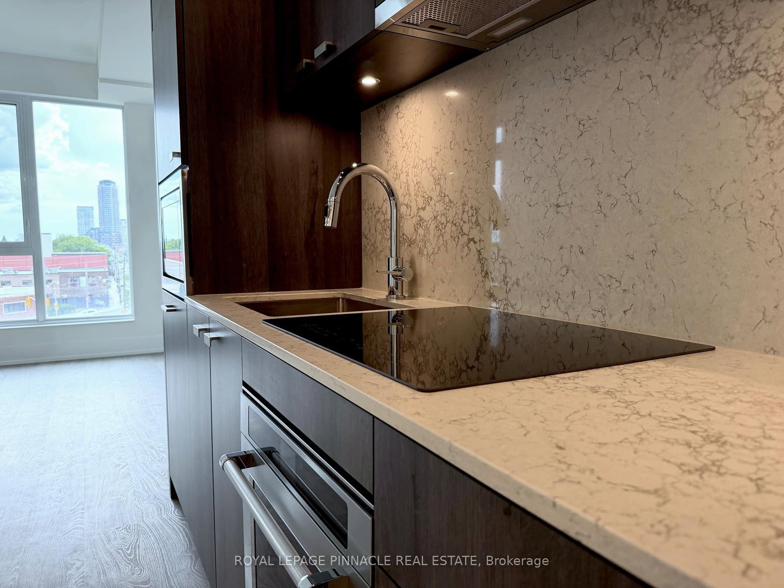 858 Dupont Street • #444 • Toronto, ON photo 5