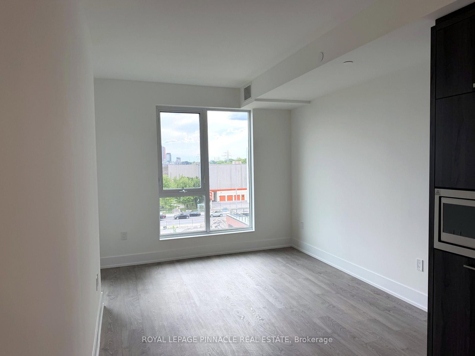 858 Dupont Street • #444 • Toronto, ON photo 6