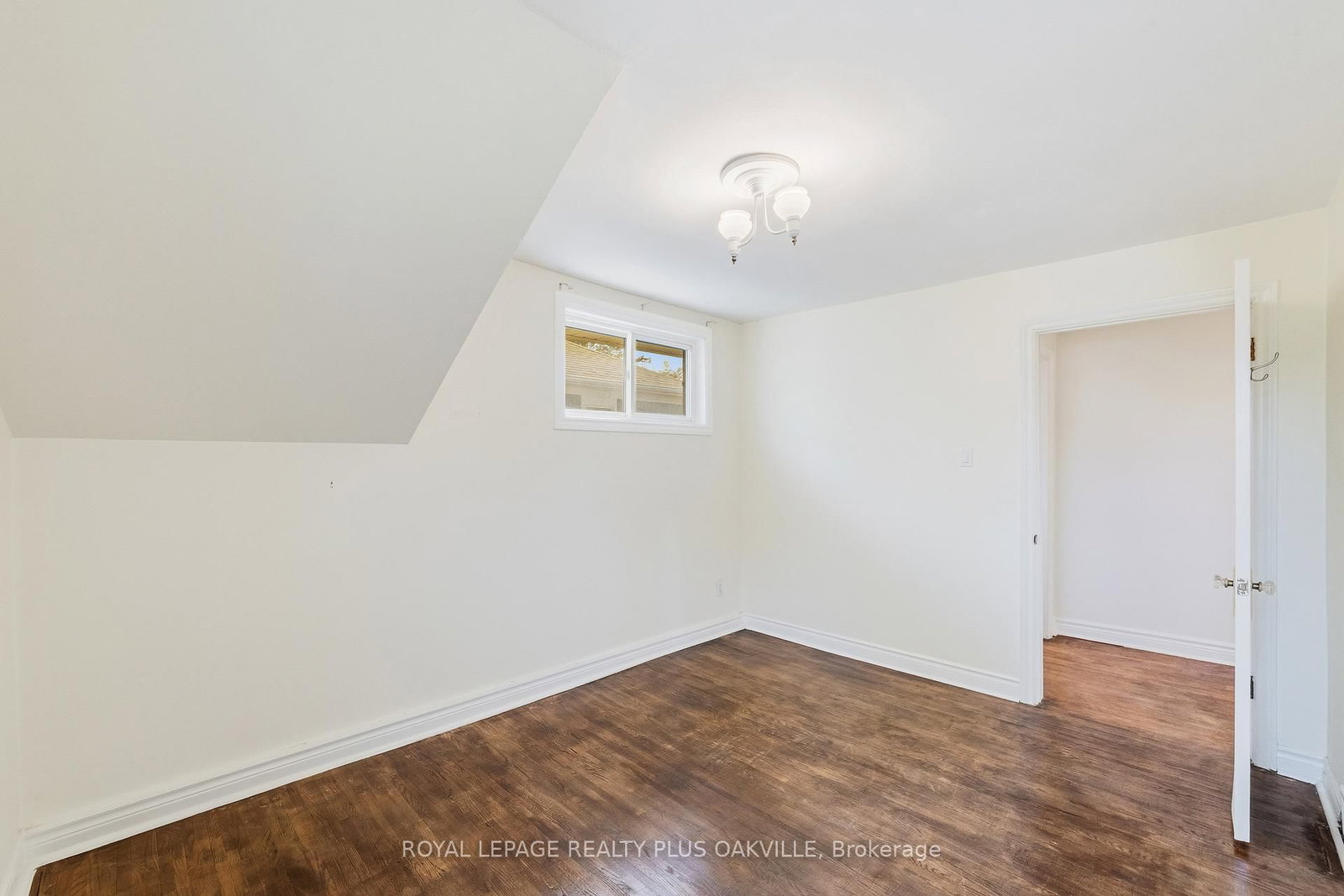 47 Stewart Street • Oakville, ON photo 18