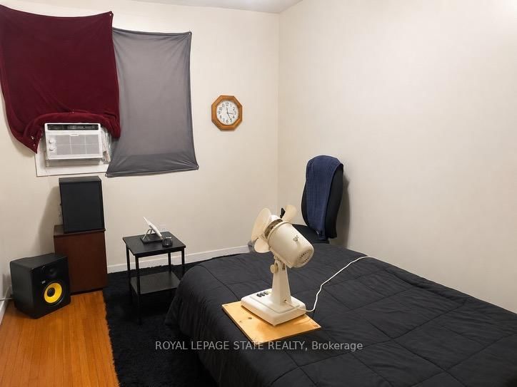 1199 Nottingham Avenue • Burlington, ON photo 15