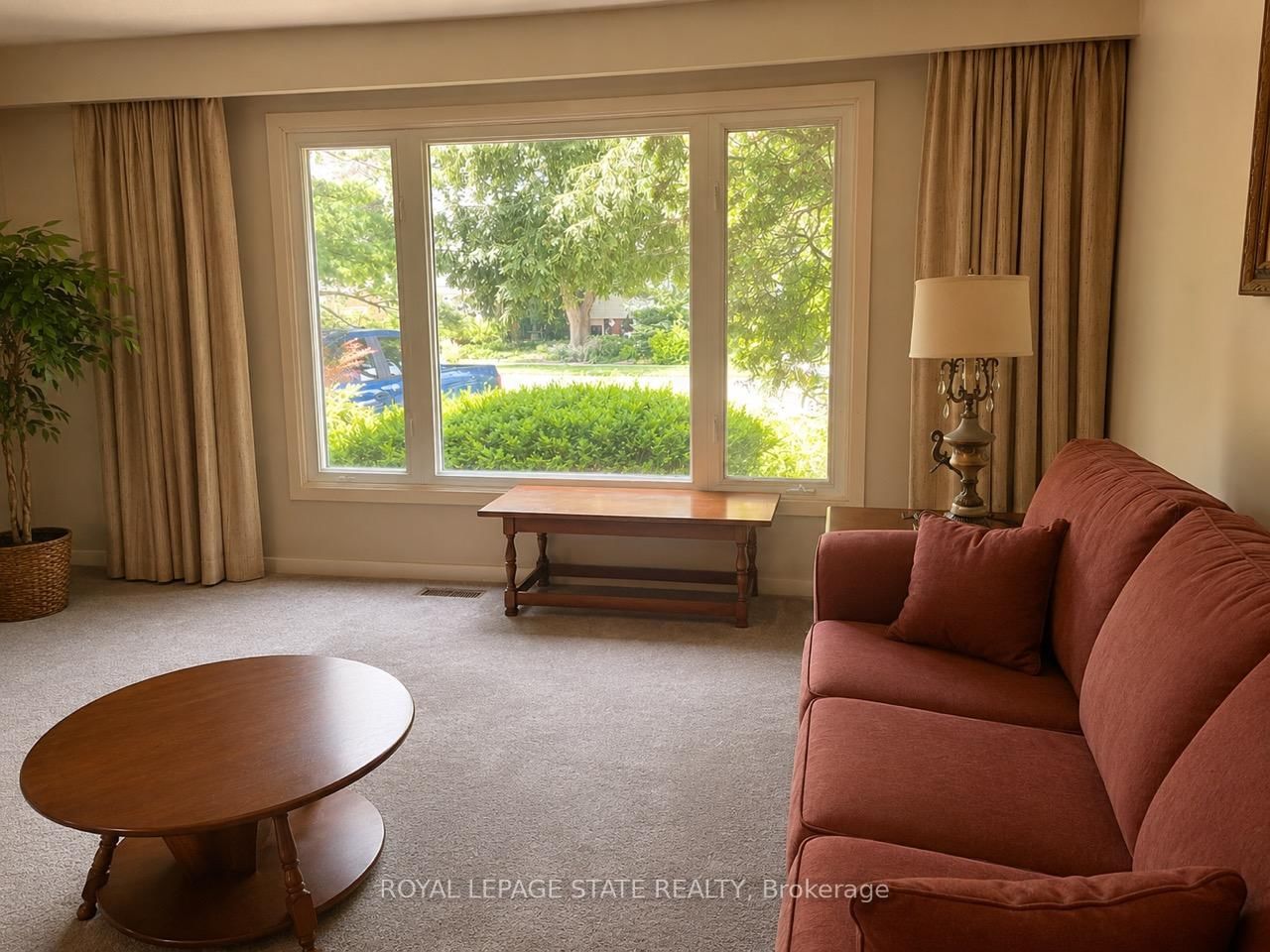 1199 Nottingham Avenue • Burlington, ON photo 8