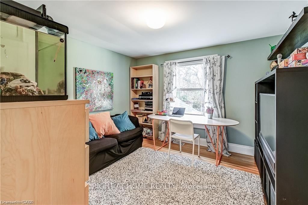 3021 Lakeshore Road • Burlington, ON photo 33