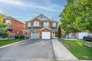 7 Sand Cherry Crescent