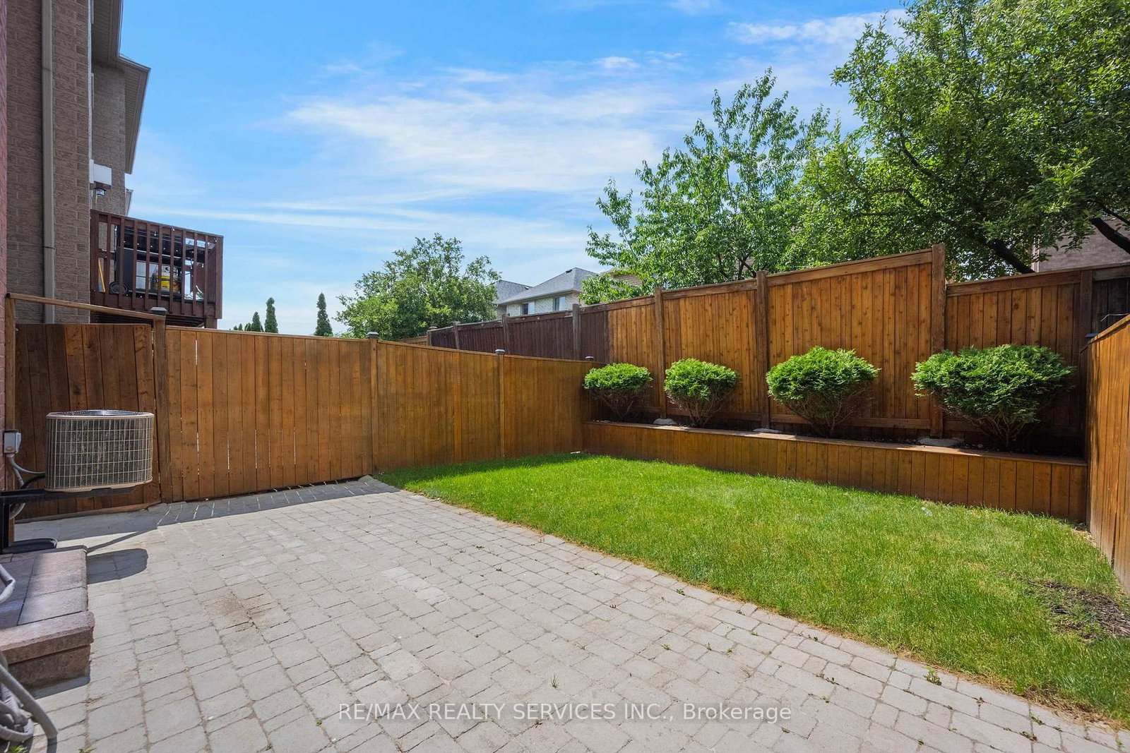 7155 Magistrate Terrace • #15 • Mississauga, ON photo 37