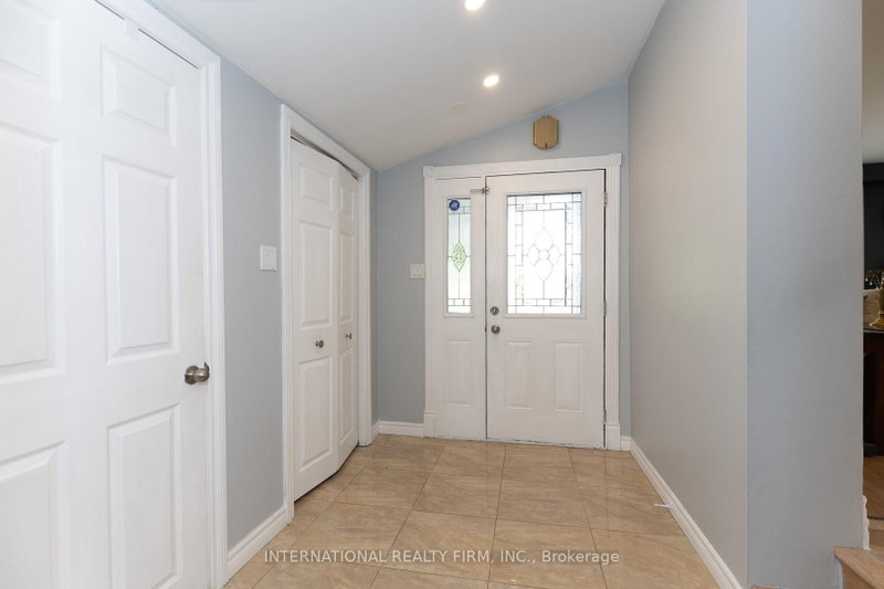 2528 Truscott Drive