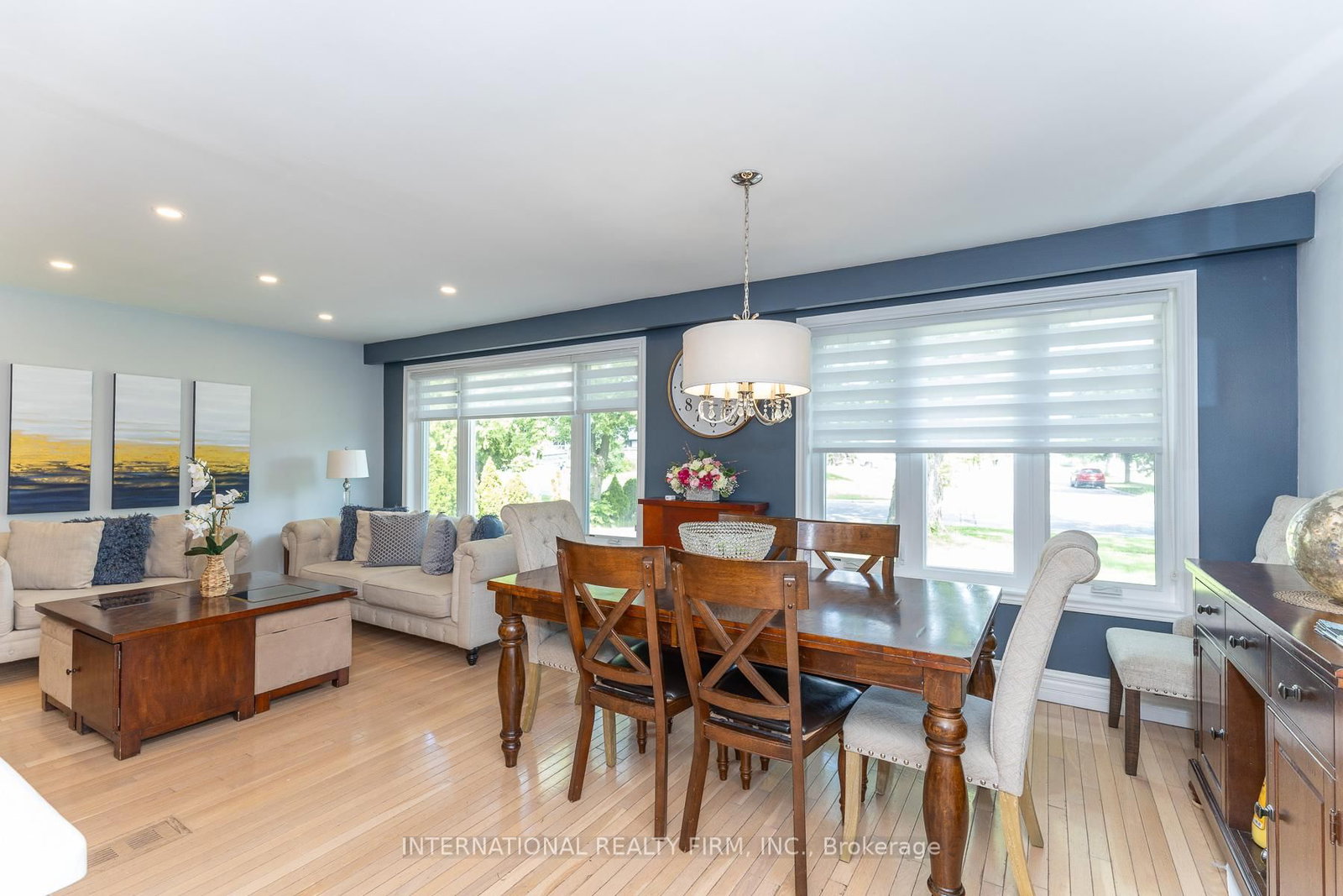 2528 Truscott Drive • Mississauga, ON photo 8