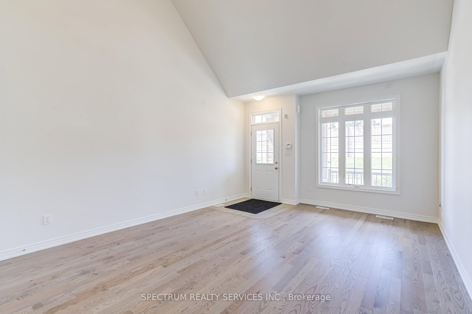 77 Muzzo Drive • Brampton, ON photo 12