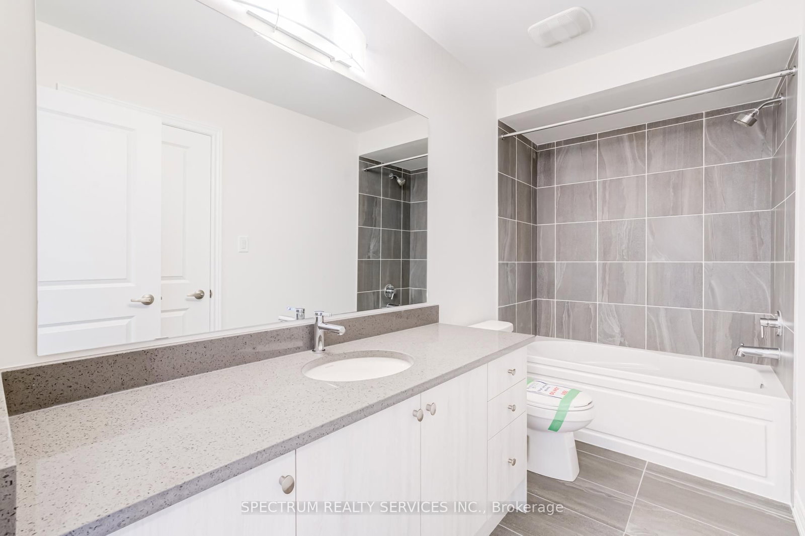 77 Muzzo Drive • Brampton, ON photo 36