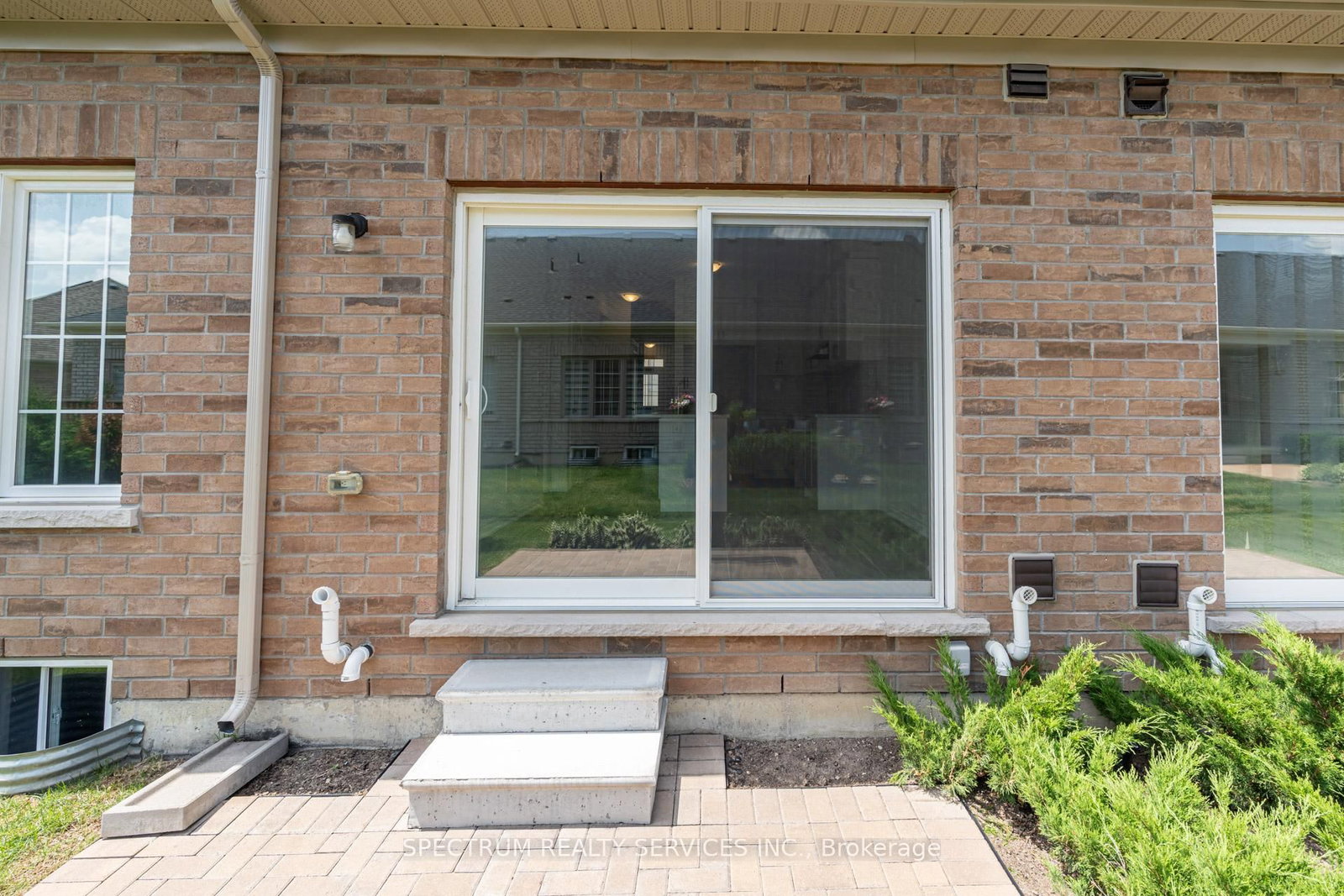 77 Muzzo Drive • Brampton, ON photo 46