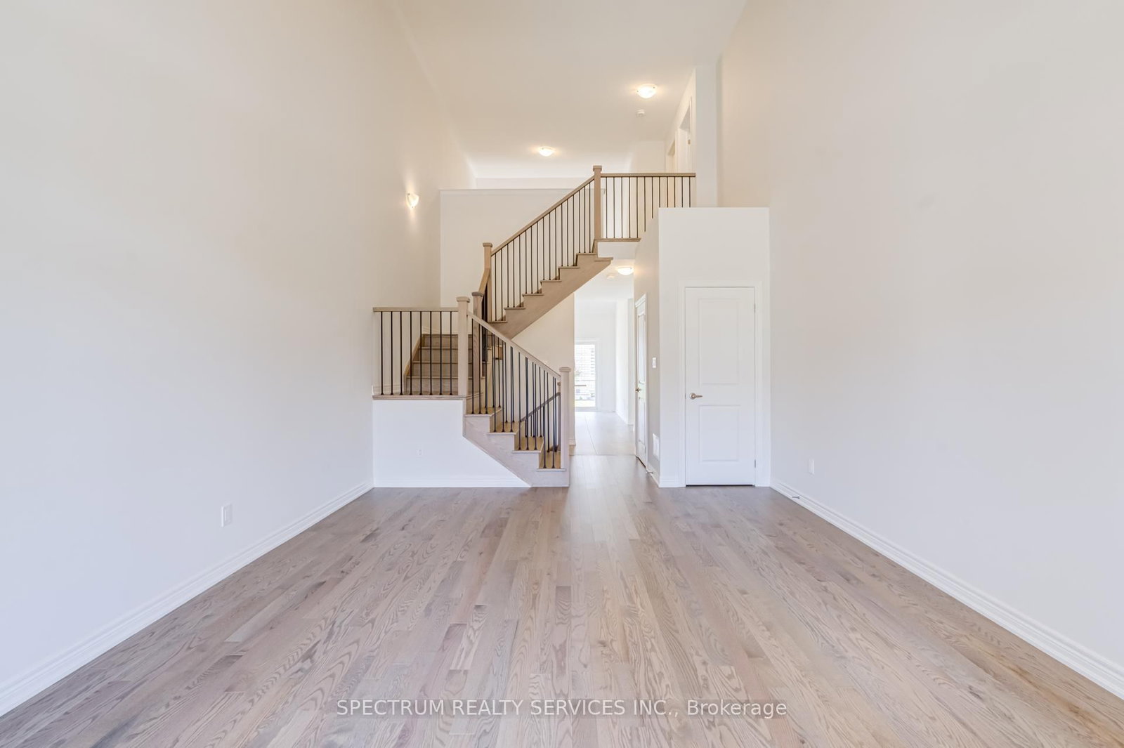 77 Muzzo Drive • Brampton, ON photo 9