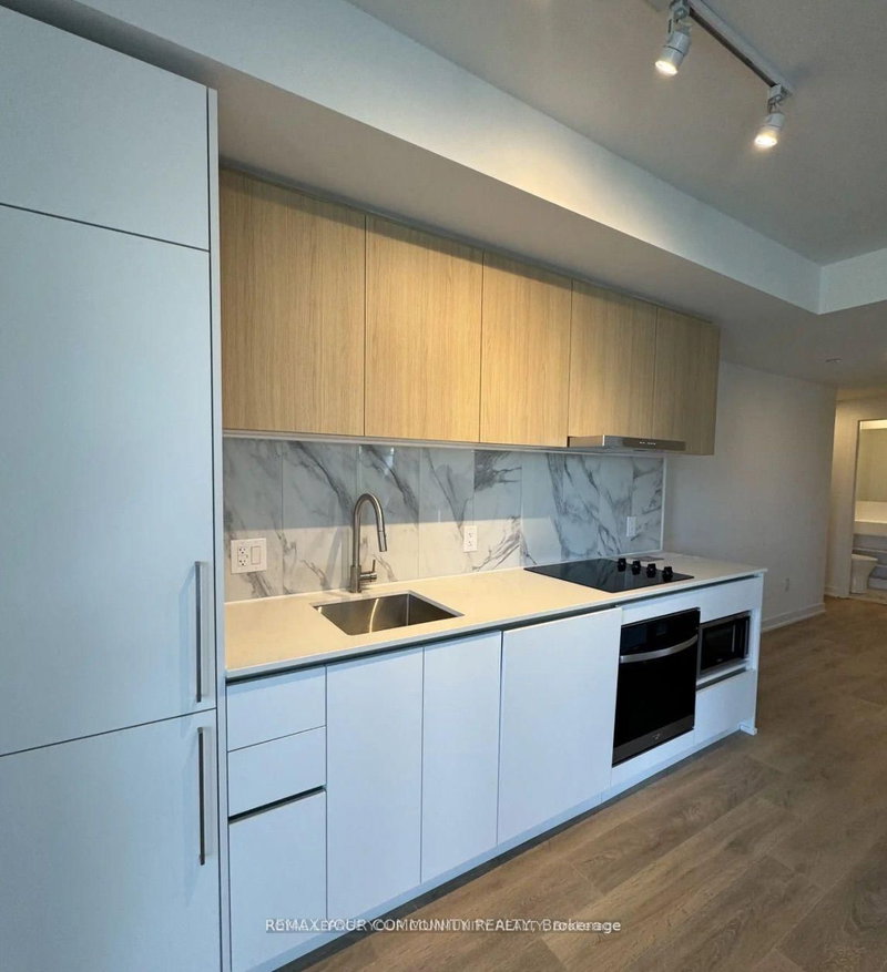 225 - 1100 Sheppard Avenue W