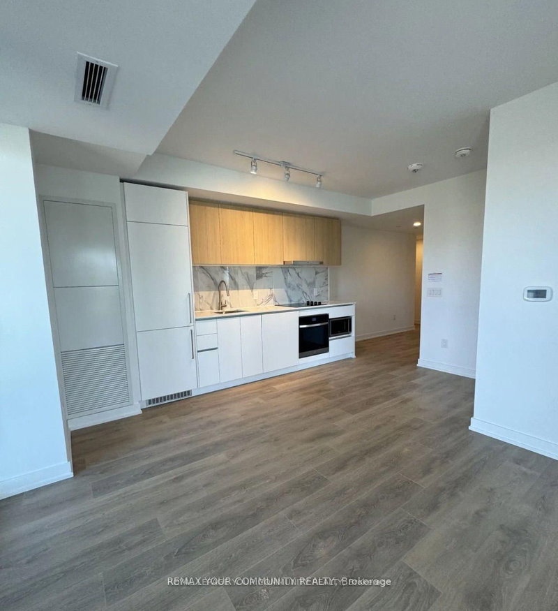 225 - 1100 Sheppard Avenue W