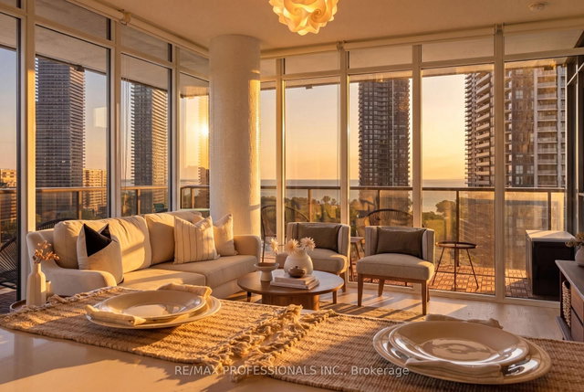 1708 - 90 Park Lawn Road