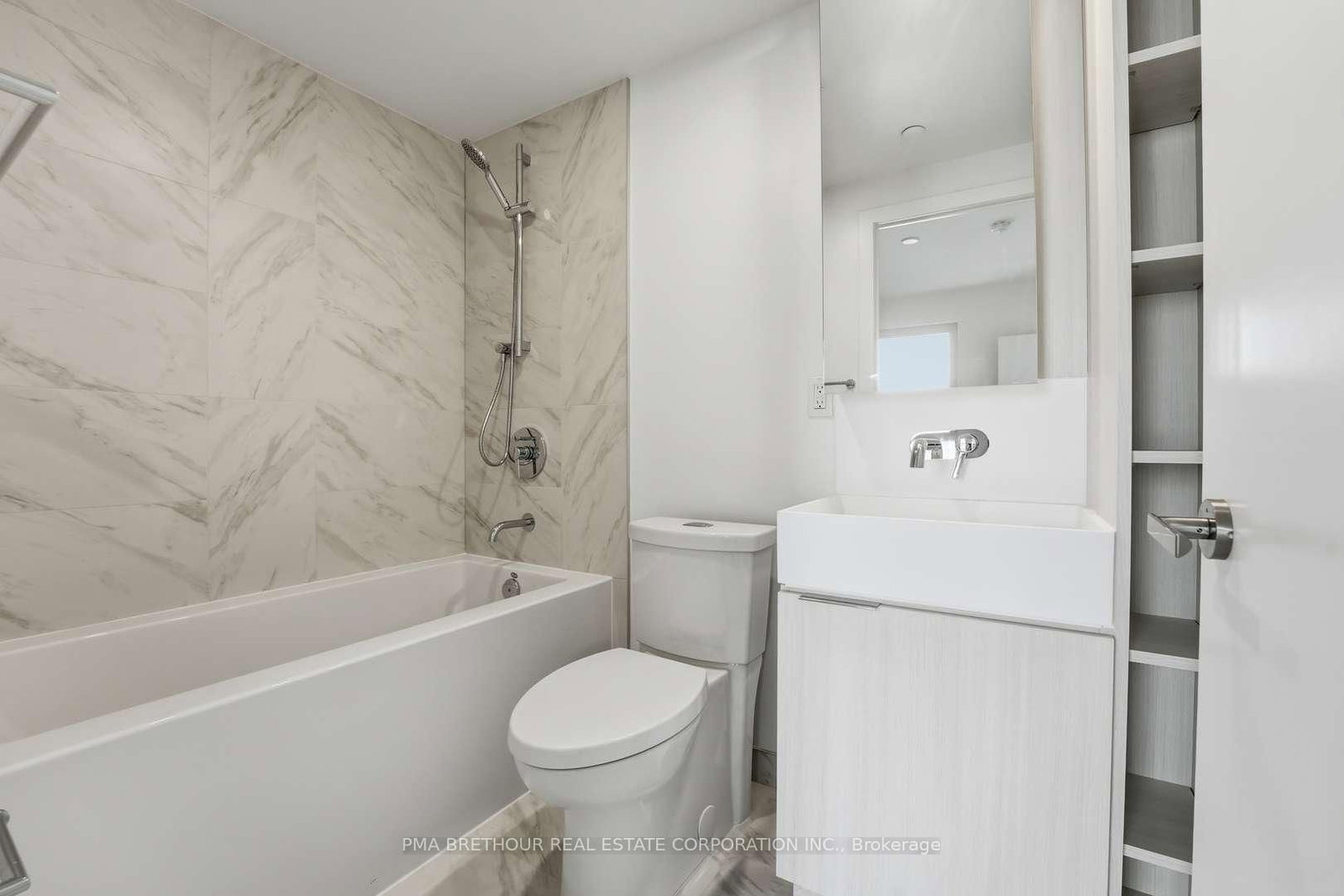 370 Martha Street • #1211 • Burlington, ON photo 12