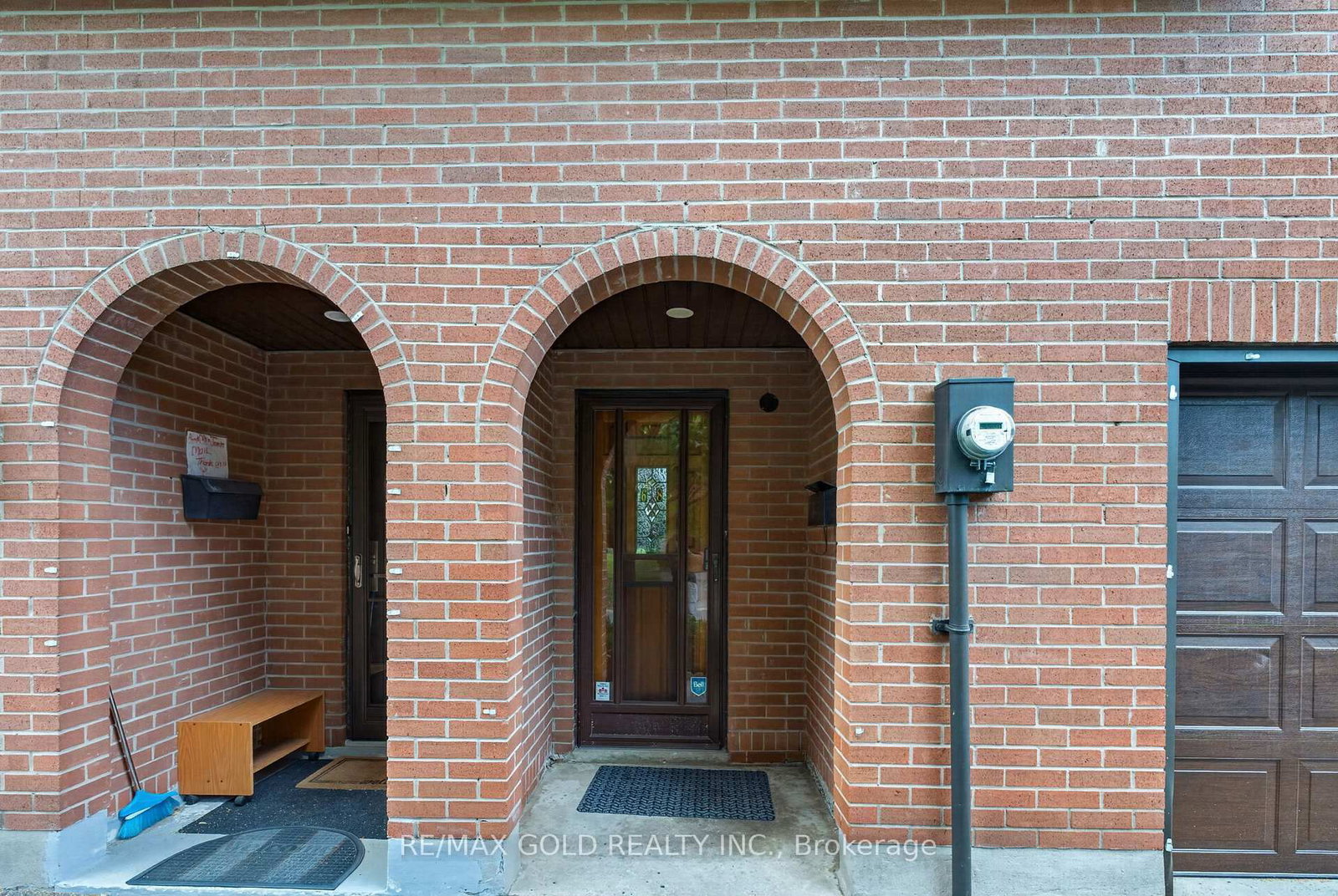 68 Darras Court • Brampton, ON photo 5