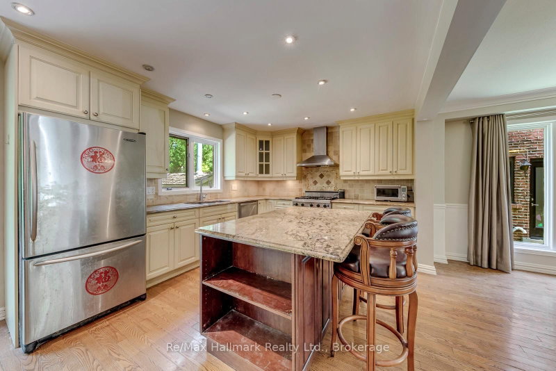2247 Bennington Oakville,ON L6J 5Z3 — Photo 17
