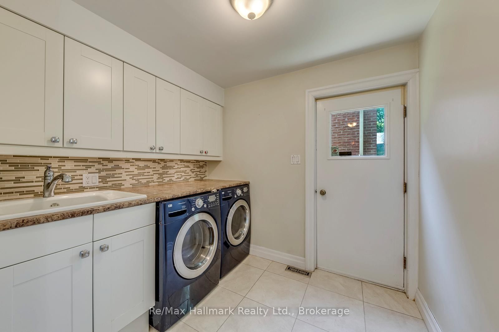 2247 Bennington Oakville,ON L6J 5Z3 — Photo 24