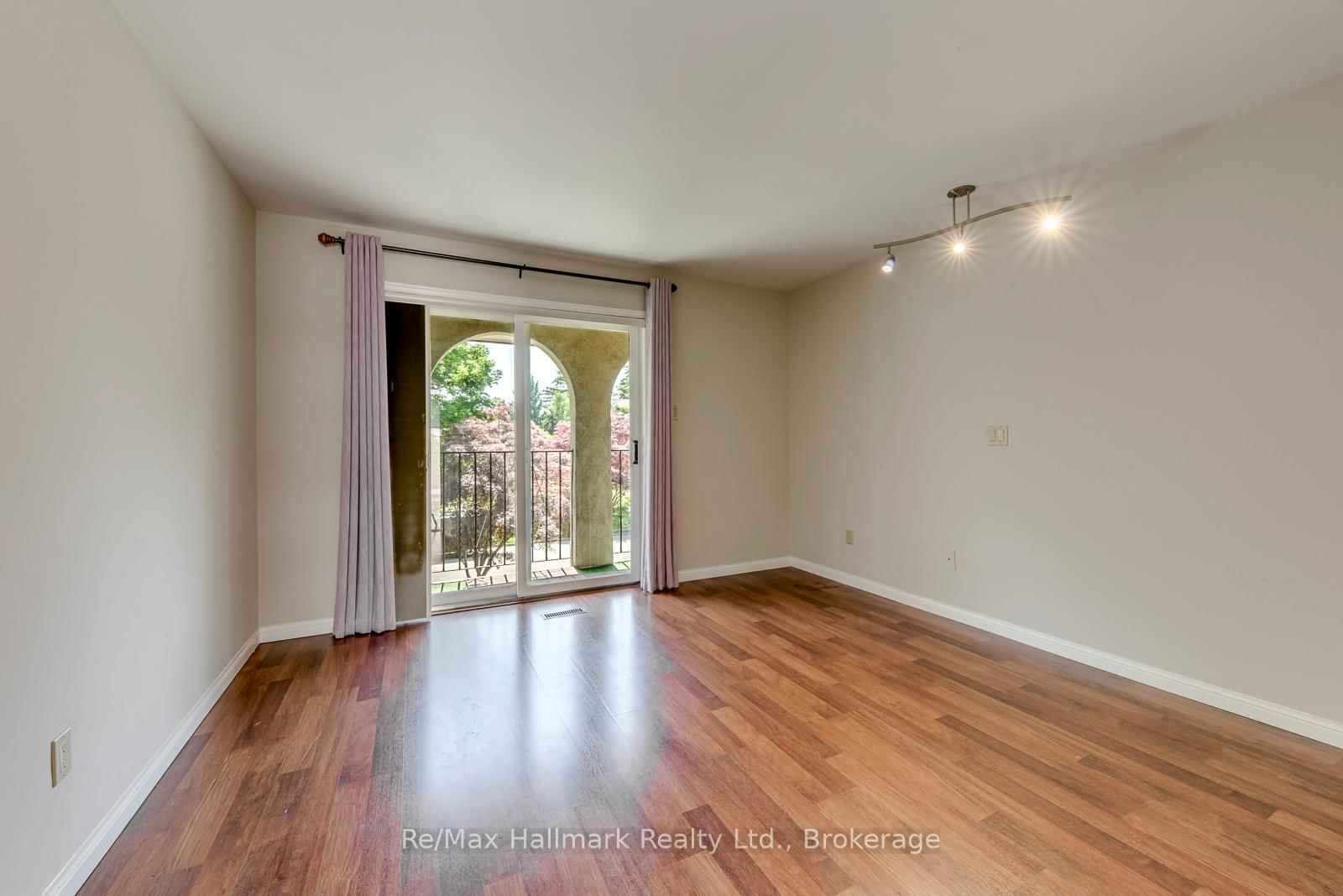 2247 Bennington Oakville,ON L6J 5Z3 — Photo 37