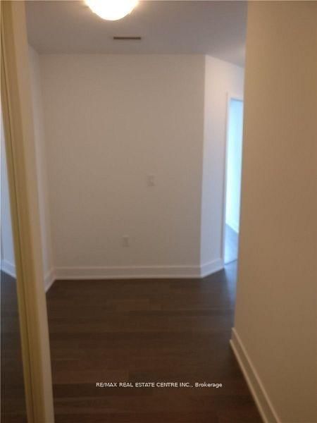 2004 - 20 Shore Breeze Drive