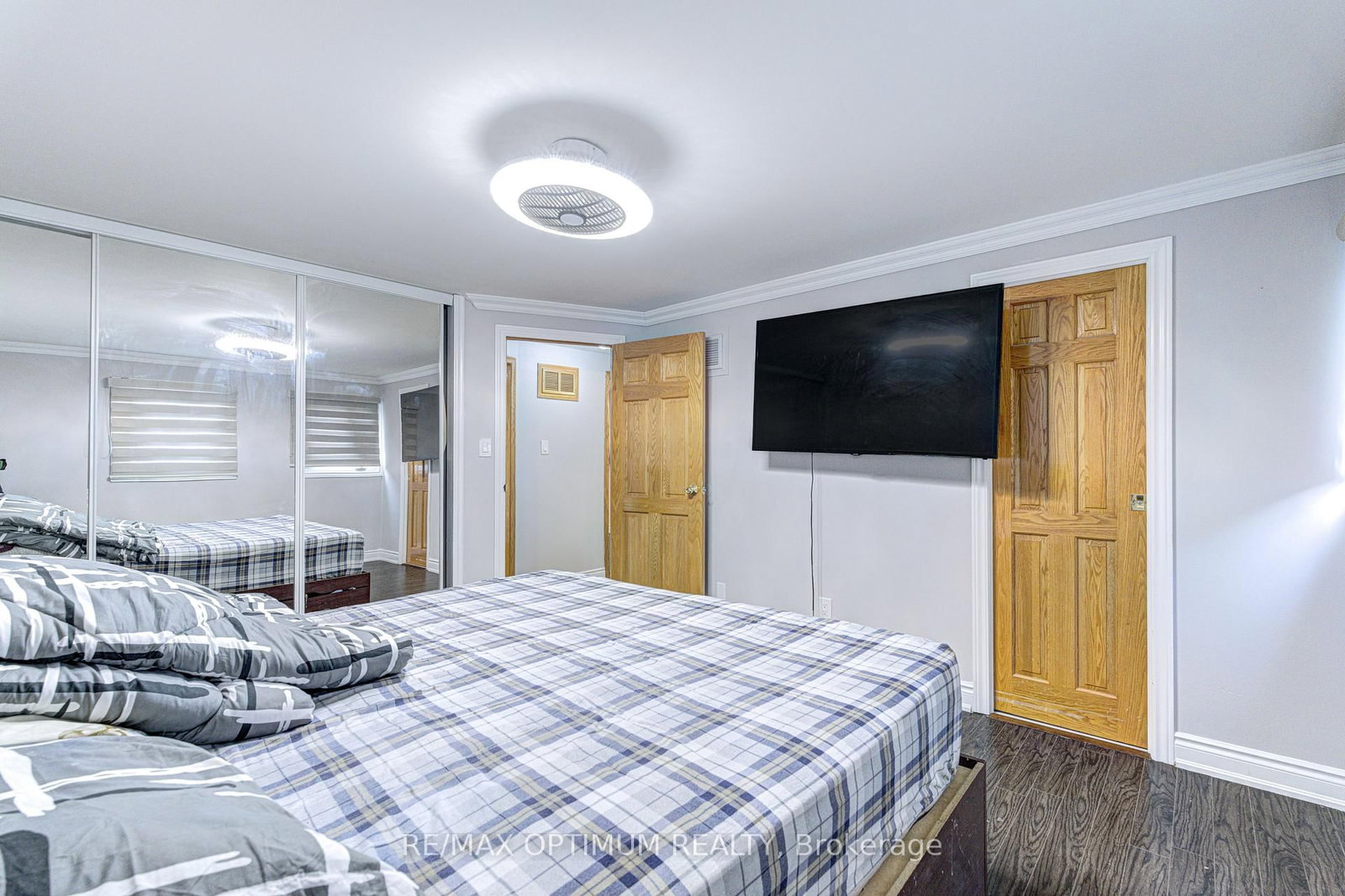 5 Roehampton Crescent • Brampton, ON photo 12