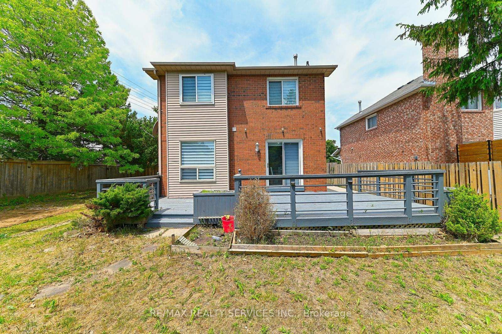 56 Mullis Crescent • Brampton, ON photo 33