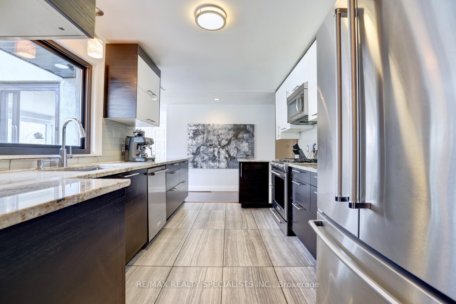 821 Parkland Avenue • Mississauga, ON photo 12
