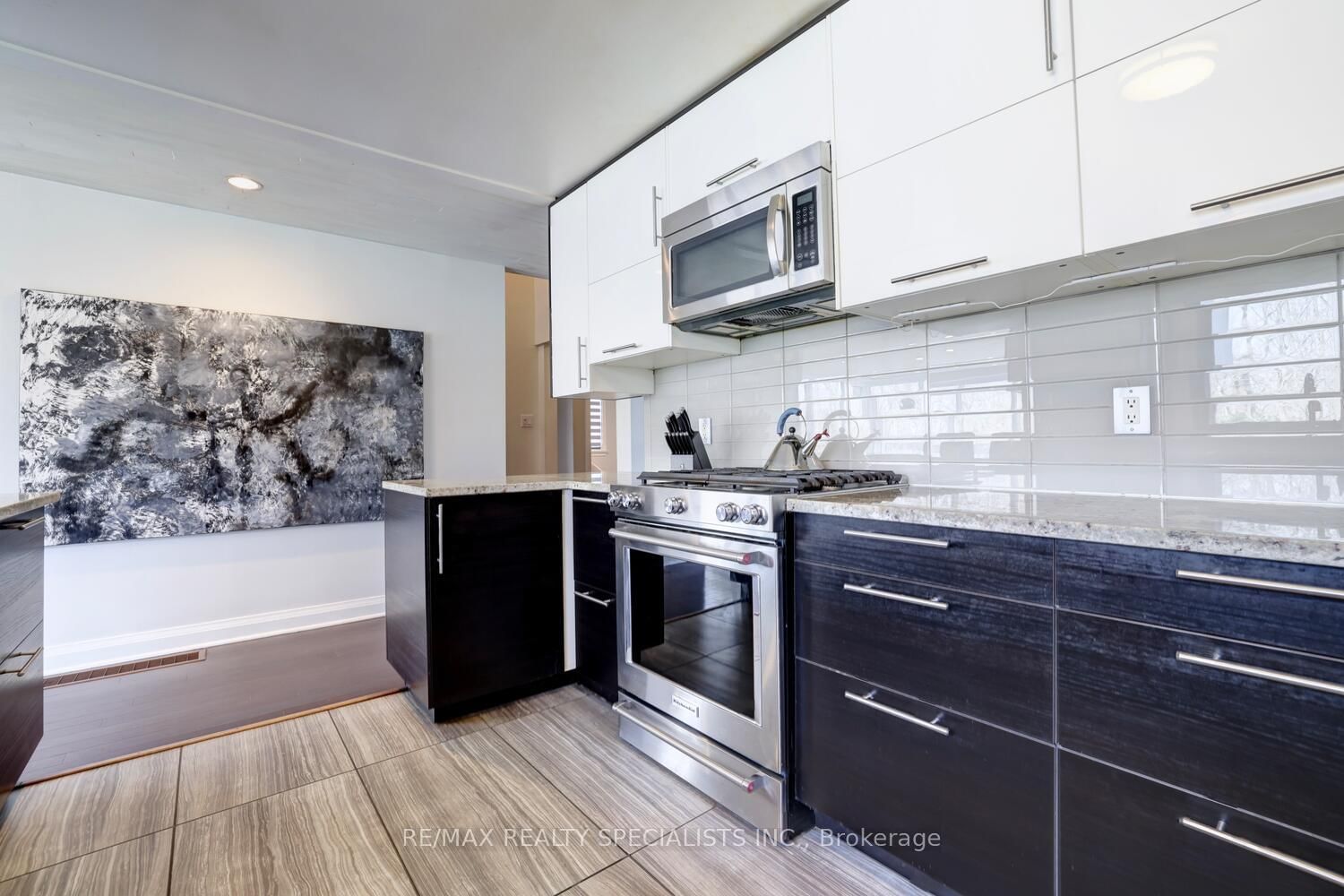 821 Parkland Avenue • Mississauga, ON photo 15