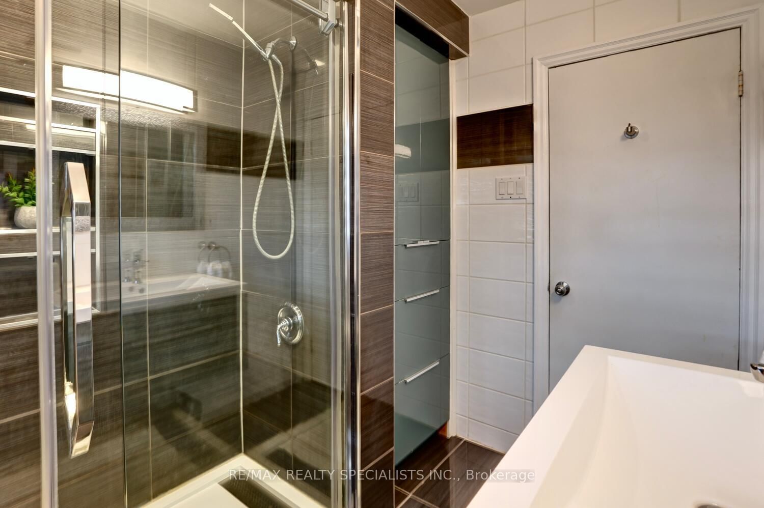 821 Parkland Avenue • Mississauga, ON photo 23