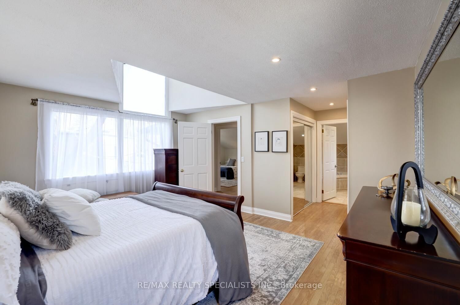 821 Parkland Avenue • Mississauga, ON photo 26