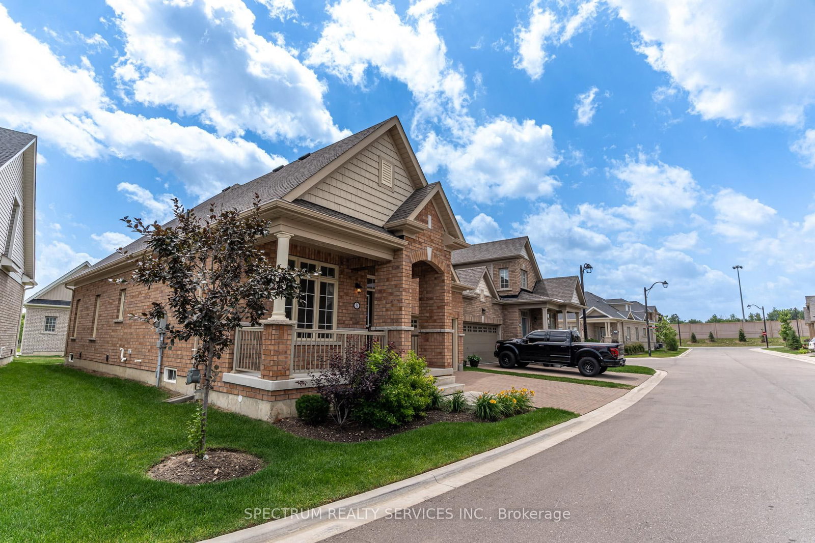 8 Abelia Street • Brampton, ON photo 5