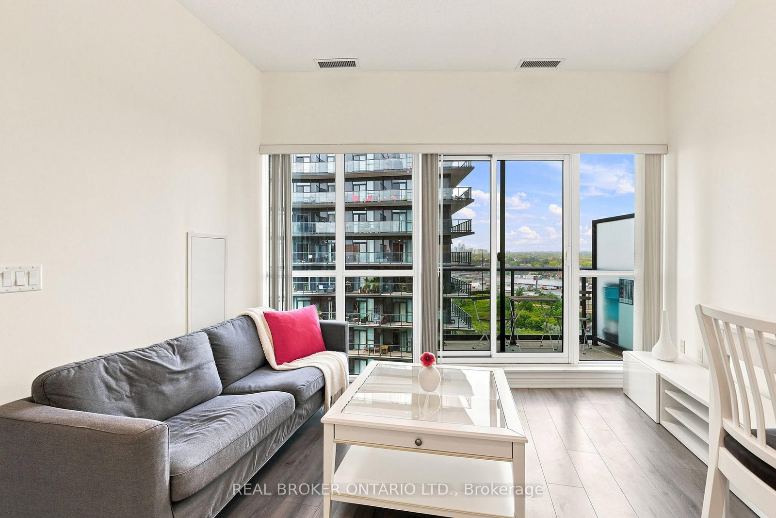 39 Annie Craig Drive • #PH06 • Toronto, ON photo 6