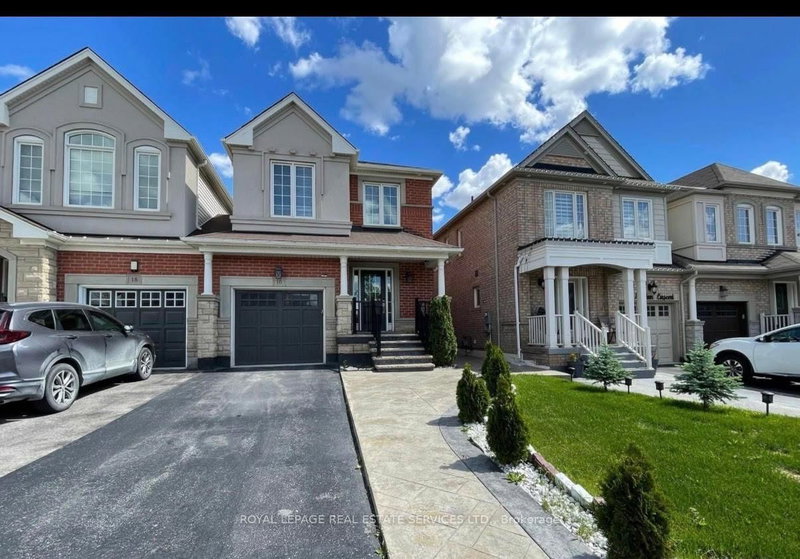 home for lease on ( lower level )-16 Napoleon Crescent