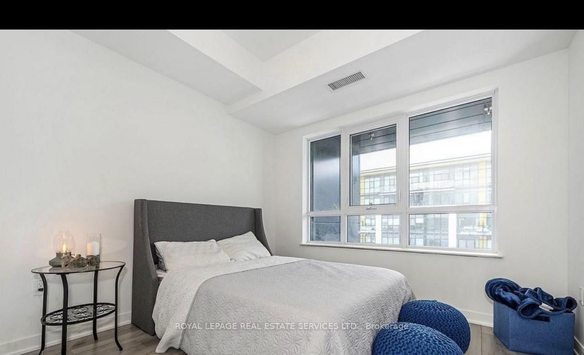 395 Dundas Oakville,ON L6M 5R8 — Photo 7