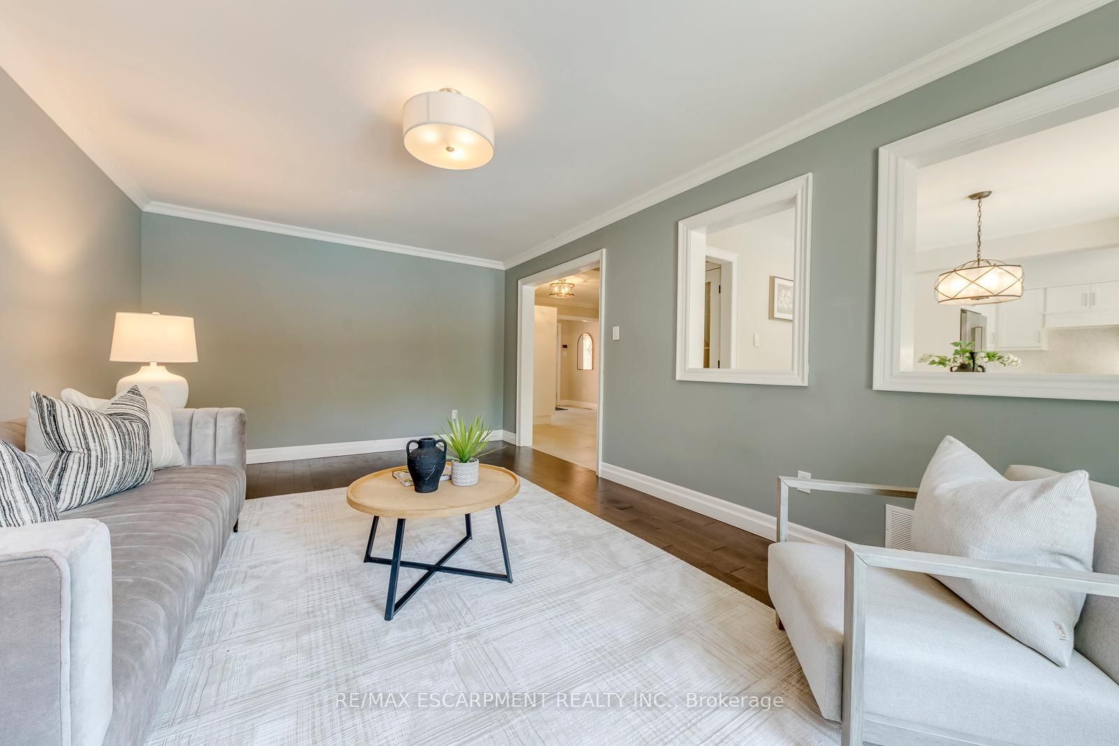 1633 Greenbriar Drive • Oakville, ON photo 13