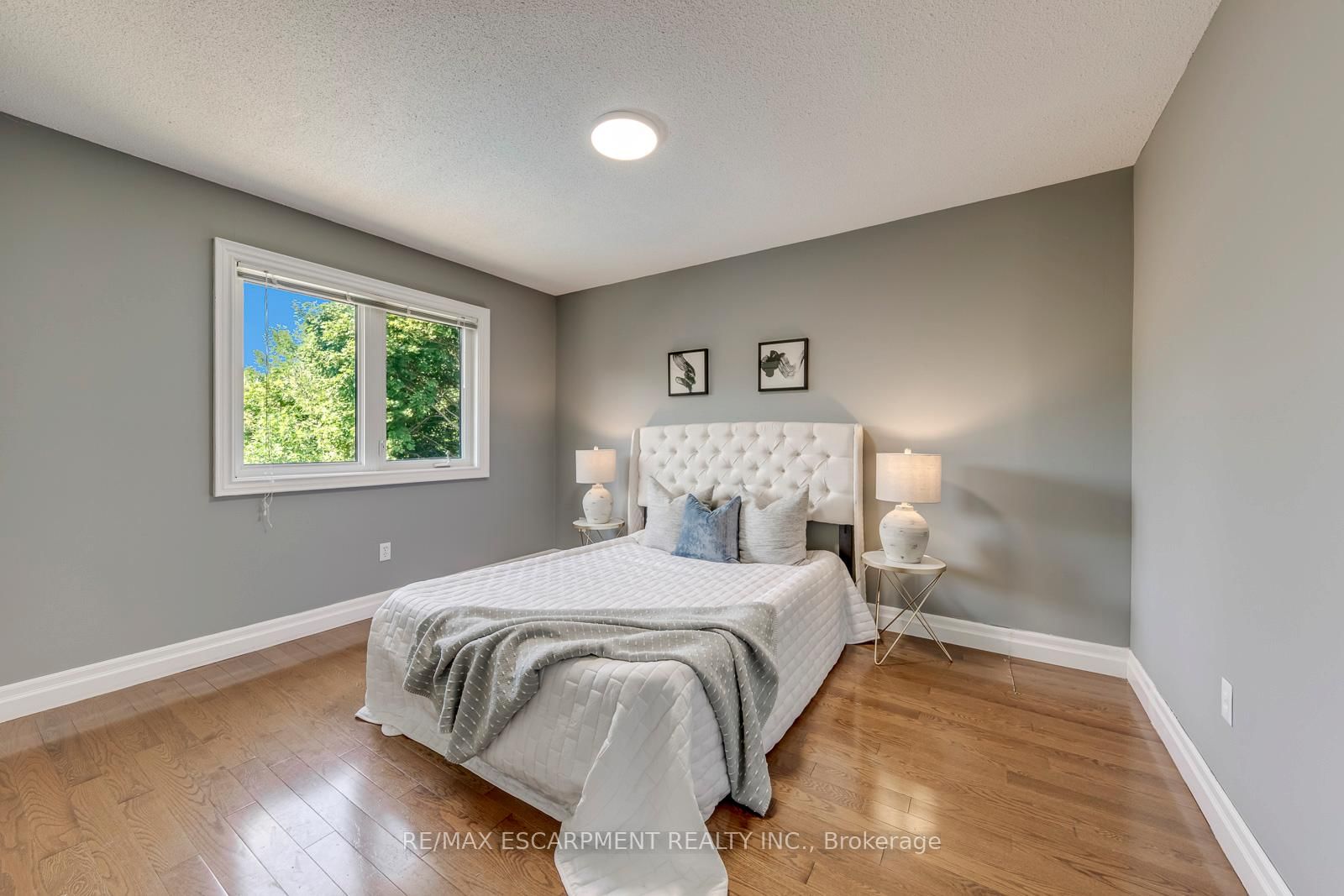 1633 Greenbriar Drive • Oakville, ON photo 28