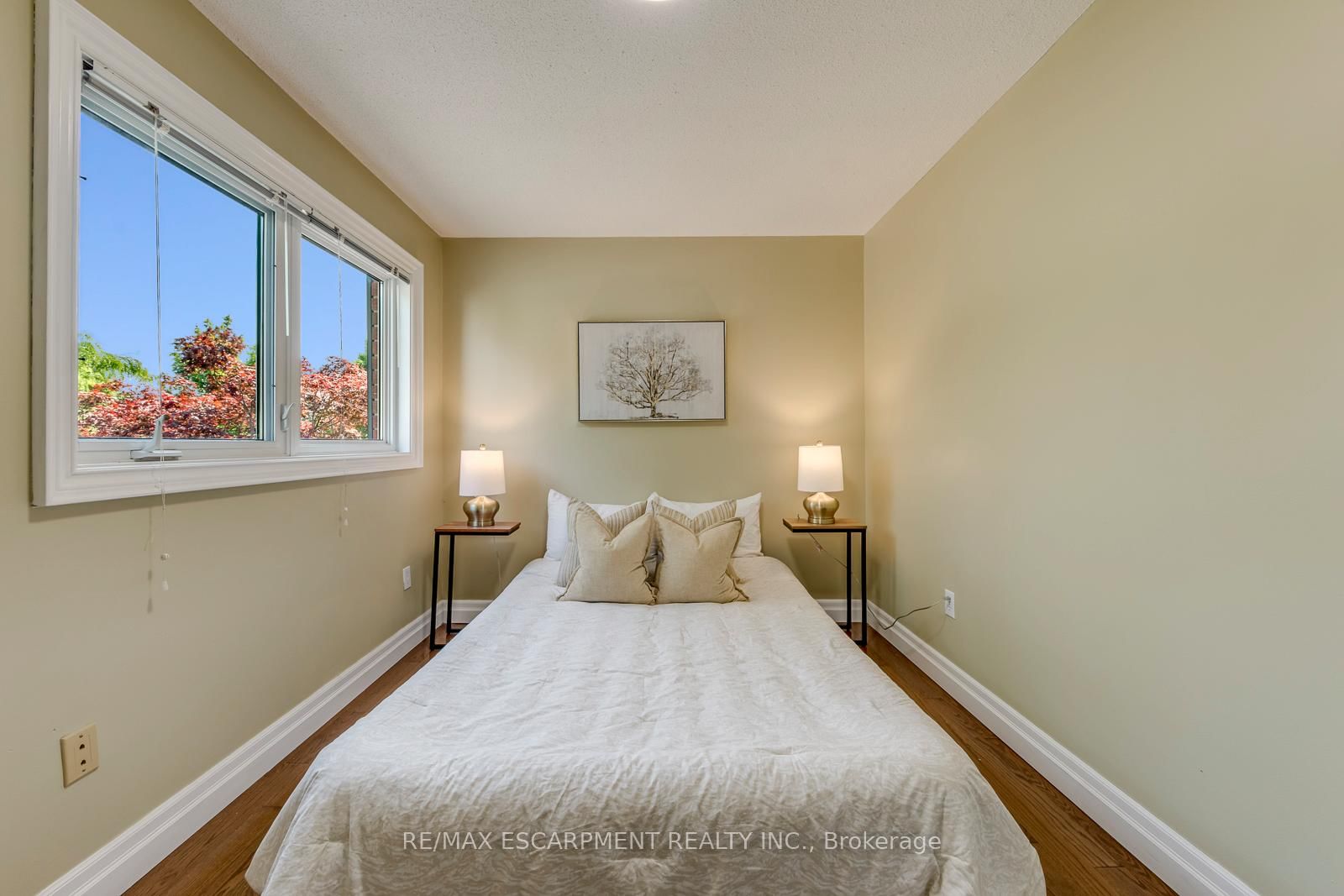 1633 Greenbriar Drive • Oakville, ON photo 31