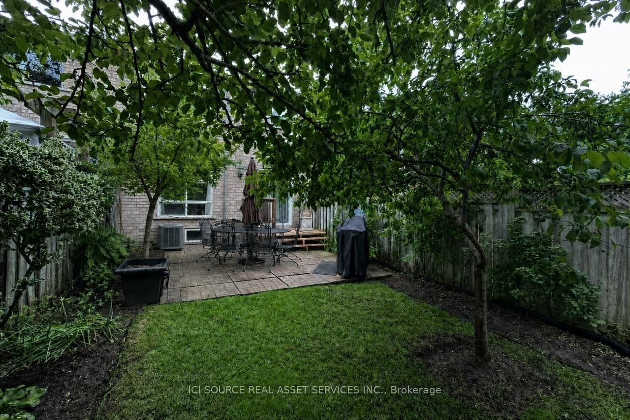 2081 Golden Orchard Trail • Oakville, ON photo 16