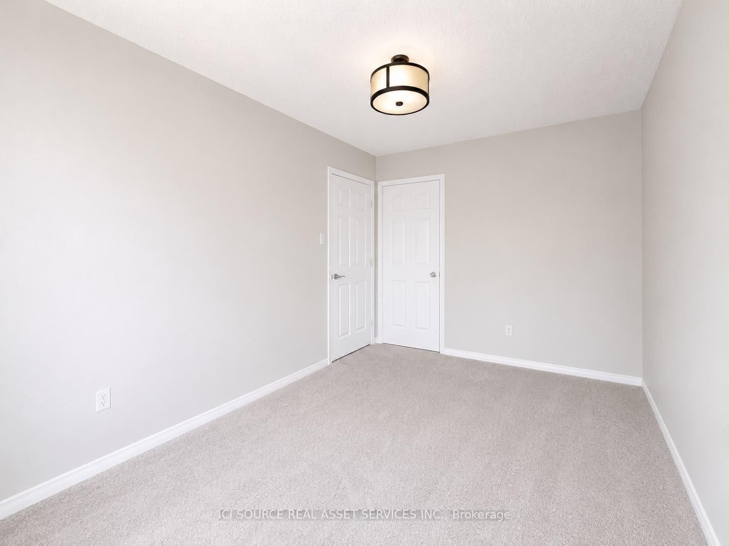 2081 Golden Orchard Trail • Oakville, ON photo 20