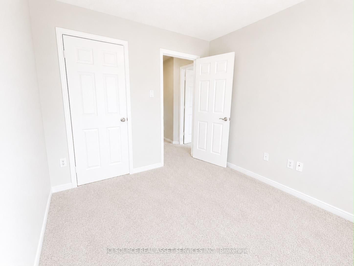 2081 Golden Orchard Trail • Oakville, ON photo 22