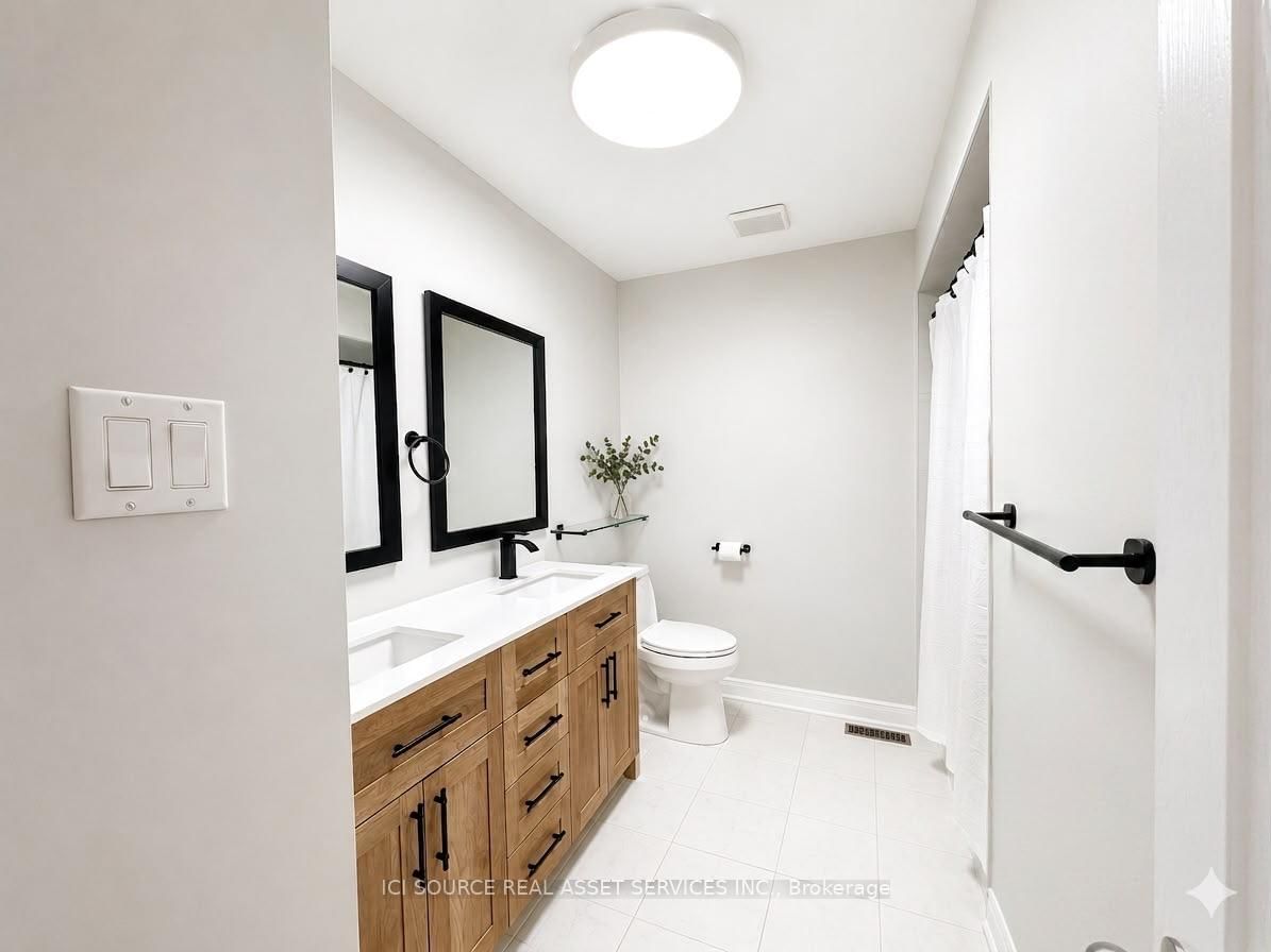 2081 Golden Orchard Trail • Oakville, ON photo 24