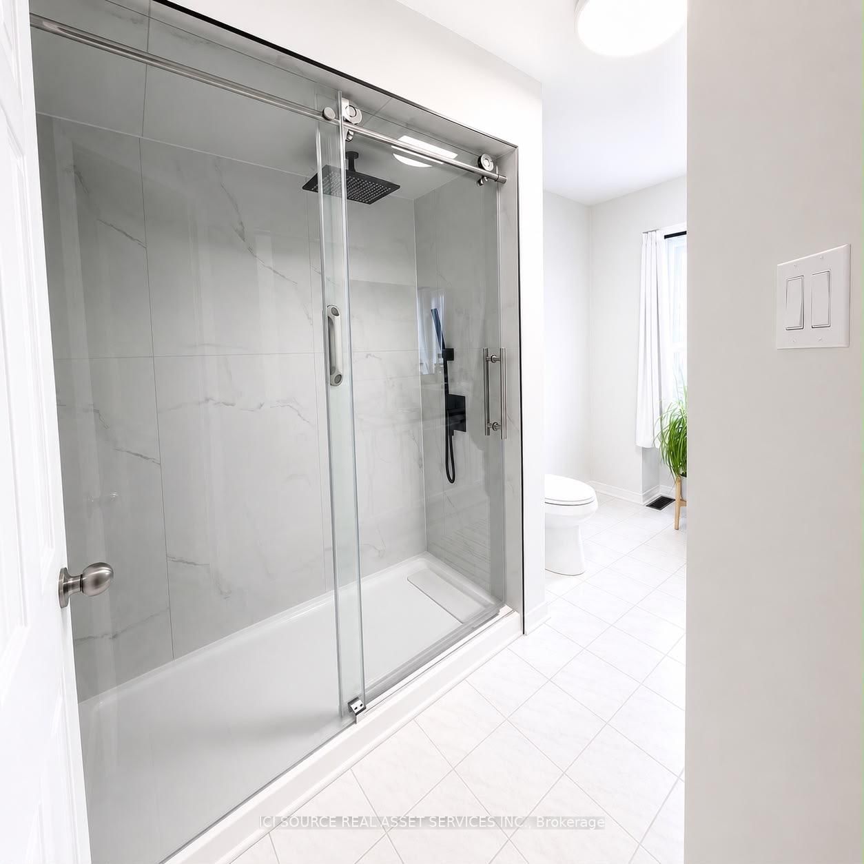 2081 Golden Orchard Trail • Oakville, ON photo 27