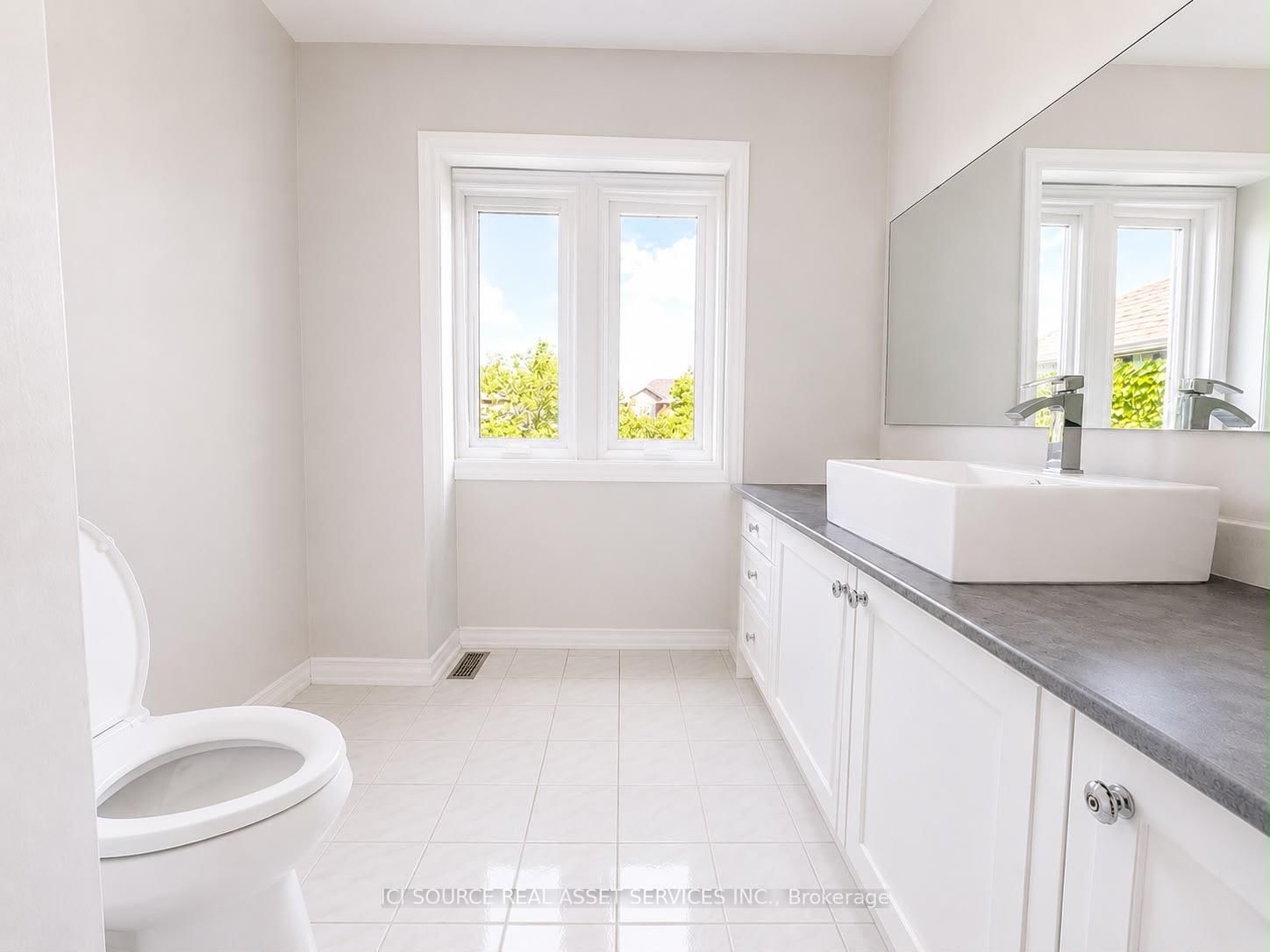 2081 Golden Orchard Trail • Oakville, ON photo 28
