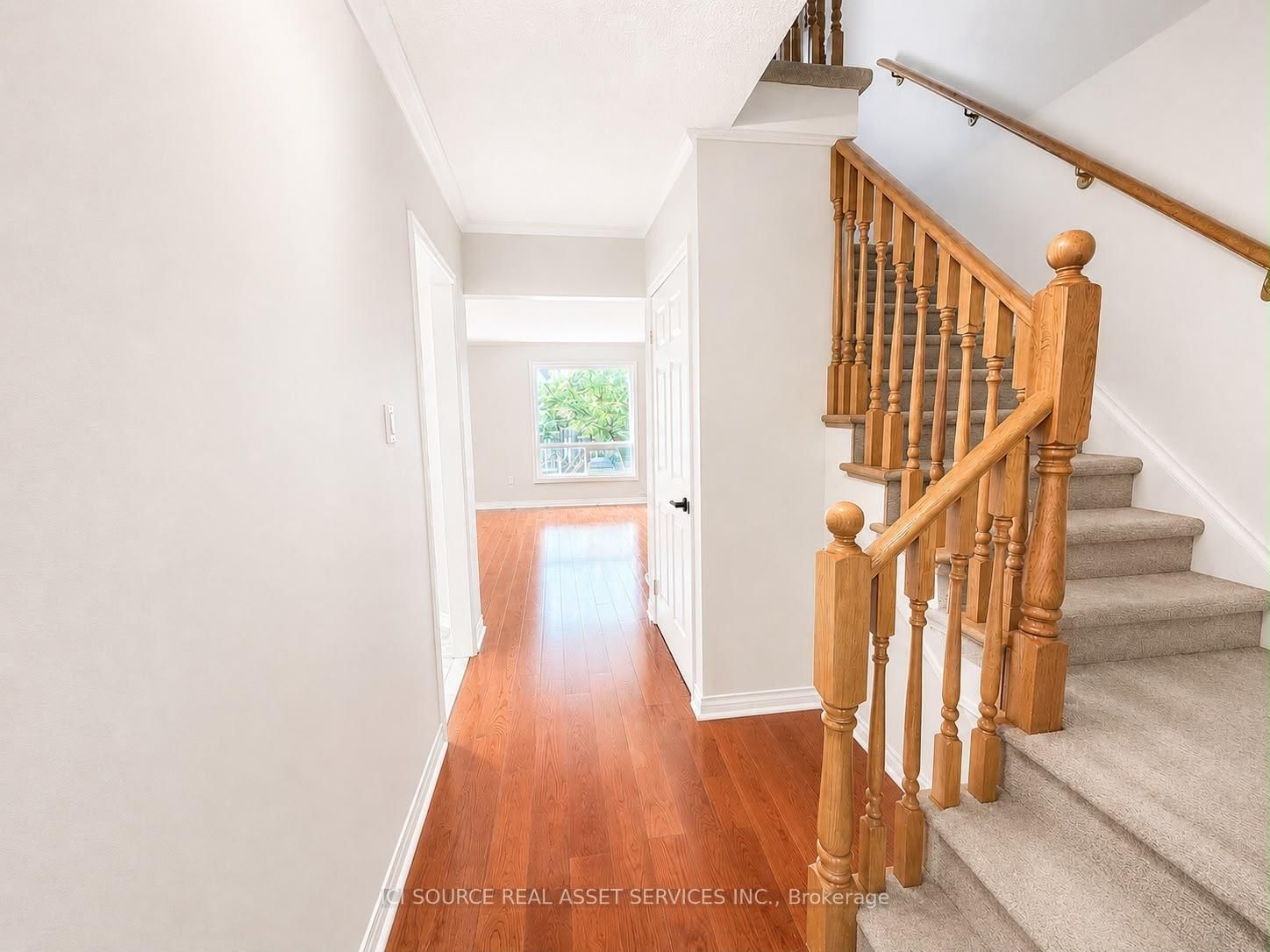 2081 Golden Orchard Trail • Oakville, ON photo 7