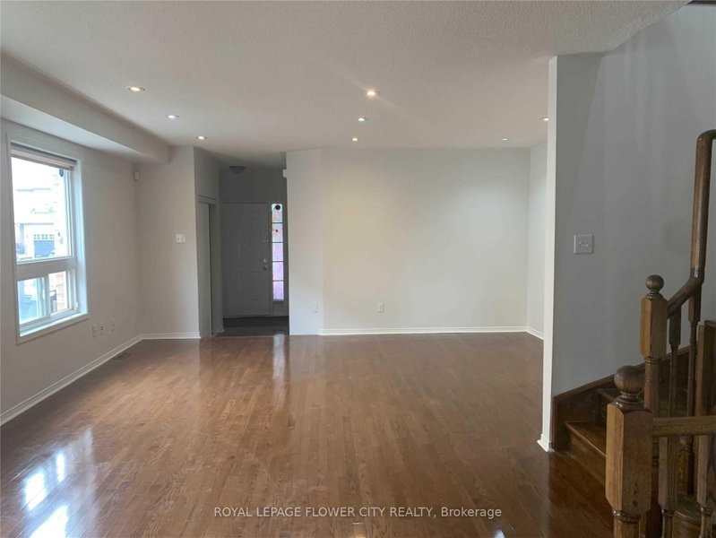 Upper - 7227 Para Place