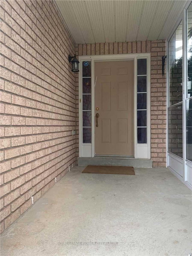 Upper - 7227 Para Place