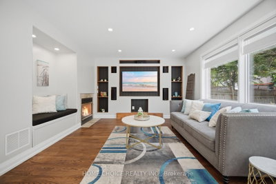 670 Dolby Crescent • Milton, ON photo 8