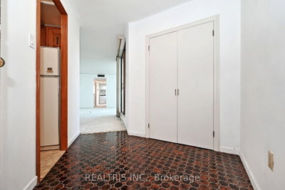 2323 Confederation Mississauga,ON L5B 1R6 — Photo 11